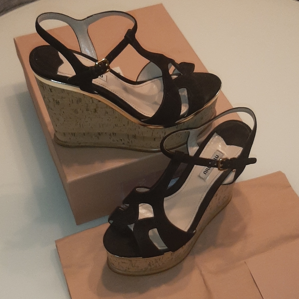 Miu Miu black suede upper wedge sandal - Picture 2 of 11